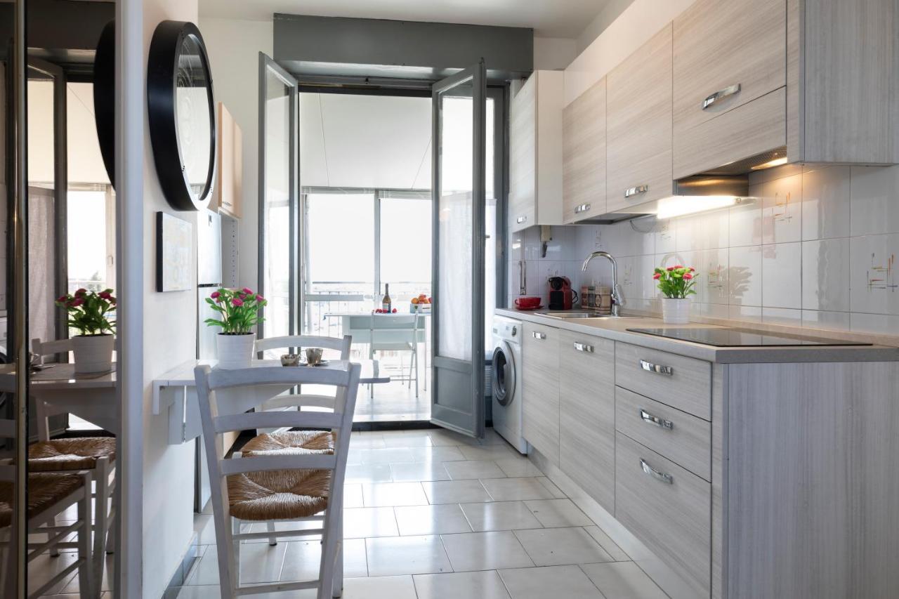 Apartment La Veranda - Bright Floor With Views Of The Madonnina Milan